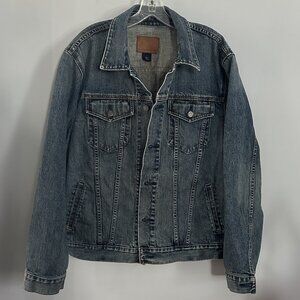 GAP Jean Jacket, great condition. Size L